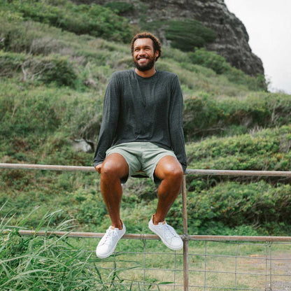 OluKai Top Pick | Lae‘ahi Lī ‘Ili Men's Leather Sneakers - Bright White