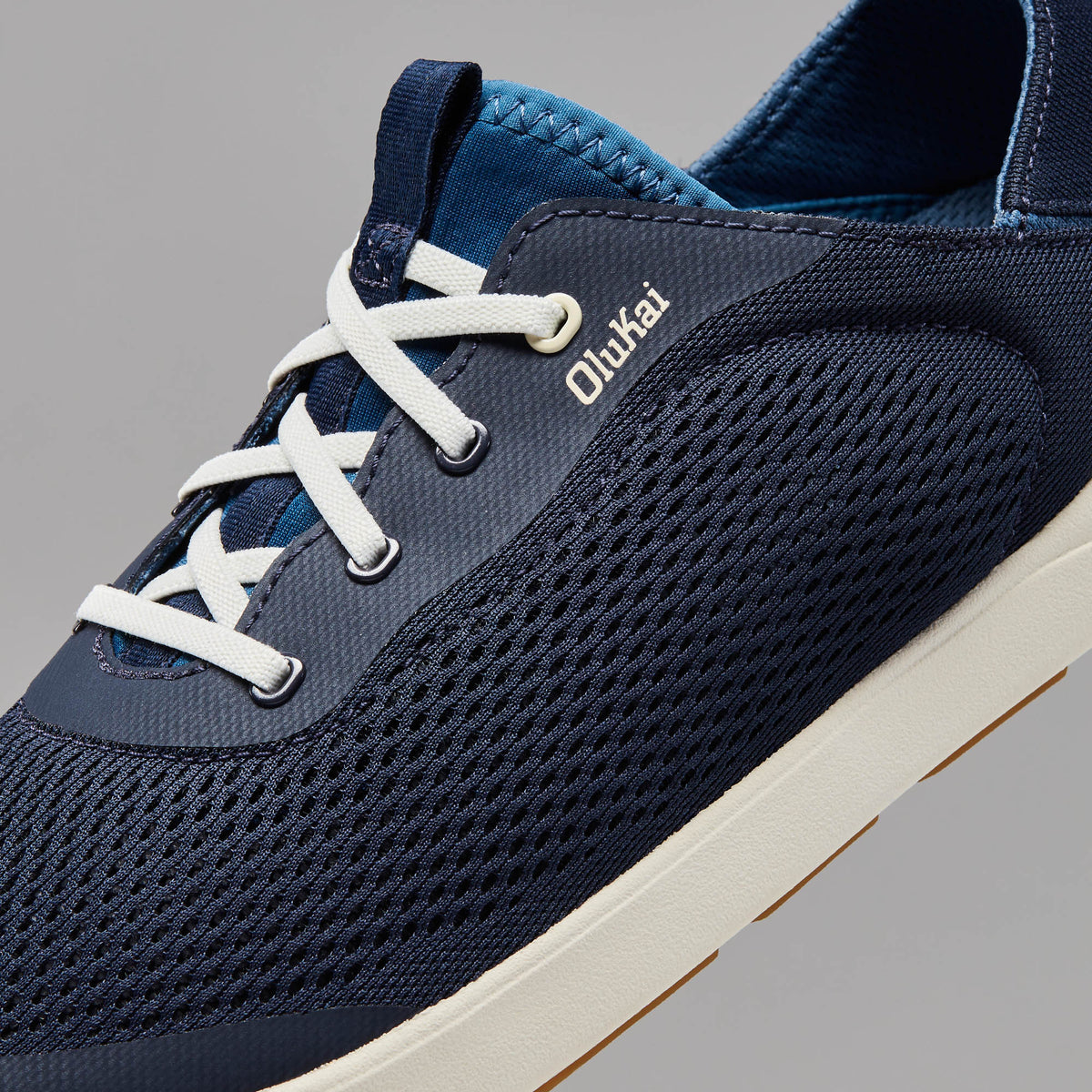 OluKai Featured | Moku Pae Men's Boat Shoes - Trench Blue / Off White