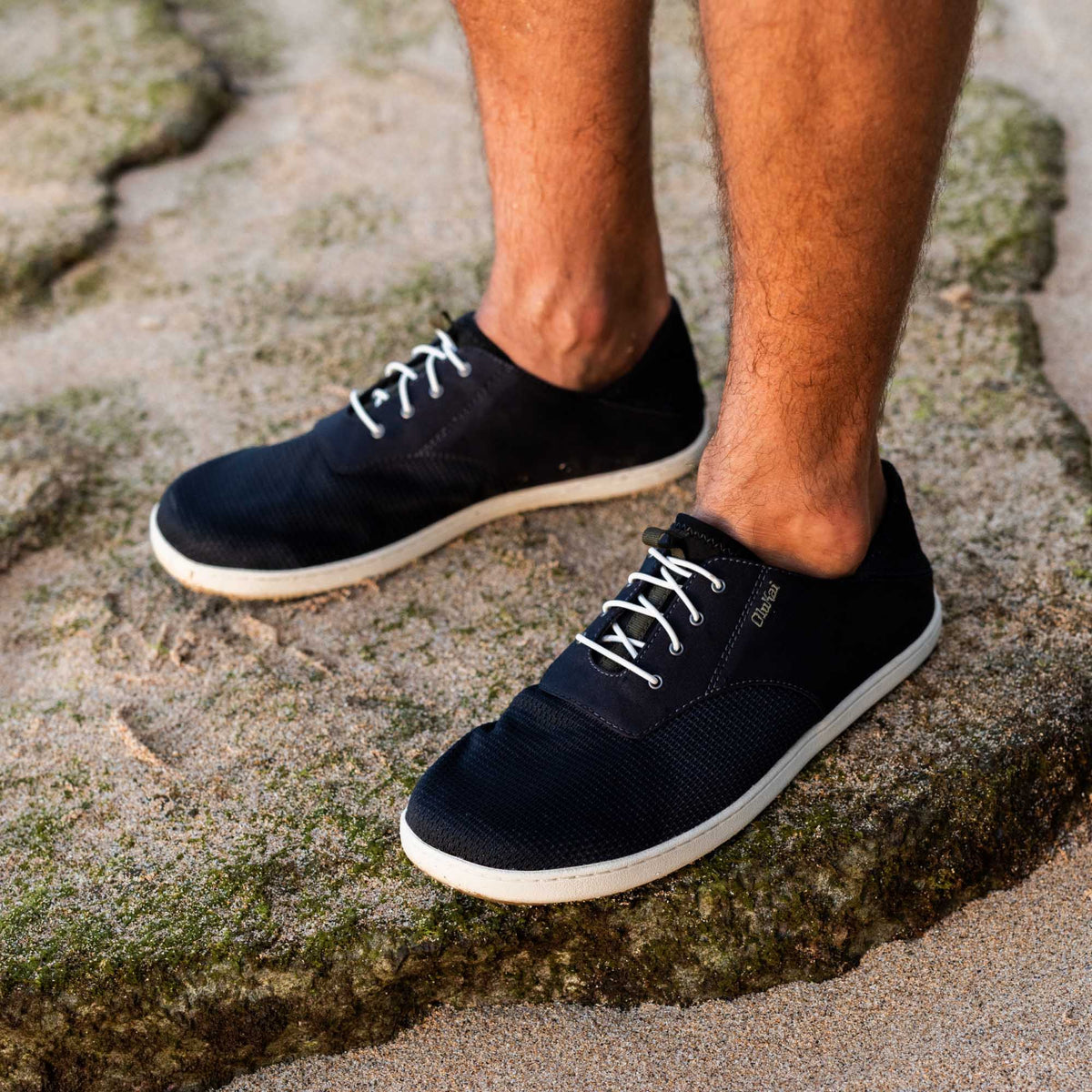 OluKai Quality | Nohea Moku Men's Boat Shoes - Black