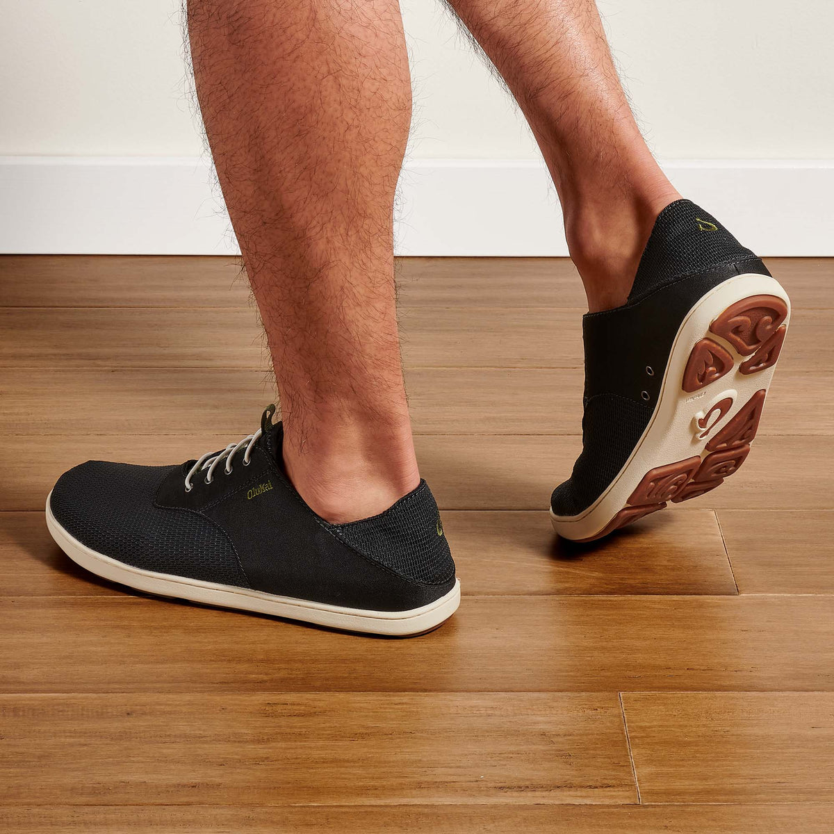 OluKai Quality | Nohea Moku Men's Boat Shoes - Black