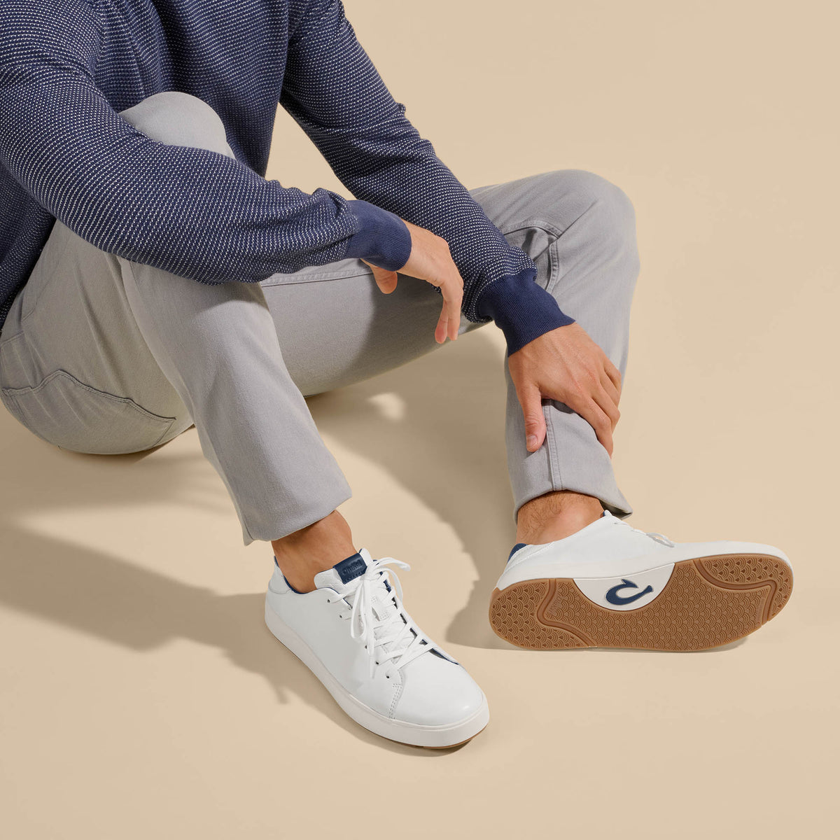 OluKai Quality | Lae‘ahi Lī ‘Ili Men's Sneakers - Bright White / Trench Blue