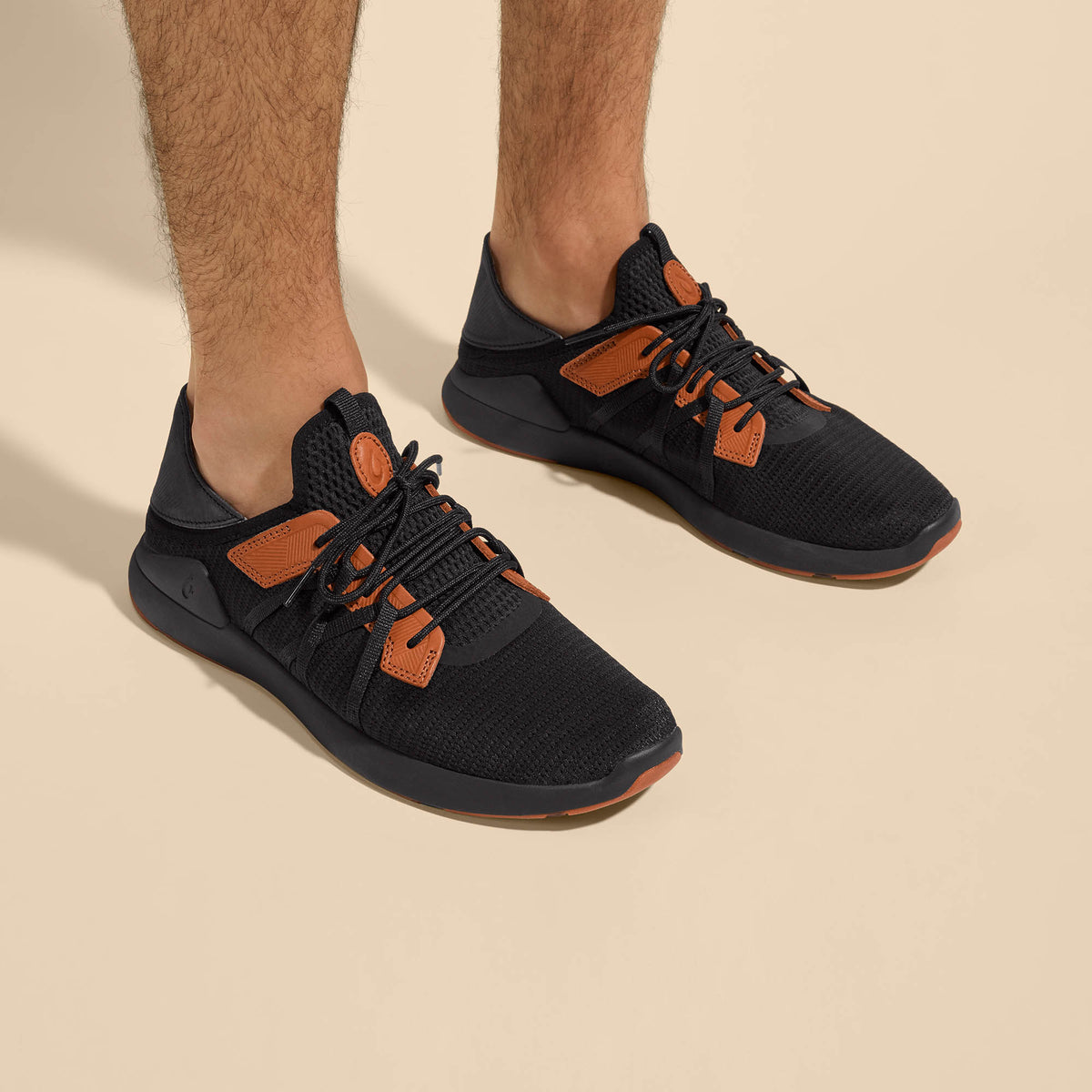 OluKai Best Price | Mio Lī Men's Athletic Shoes - Lava Rock