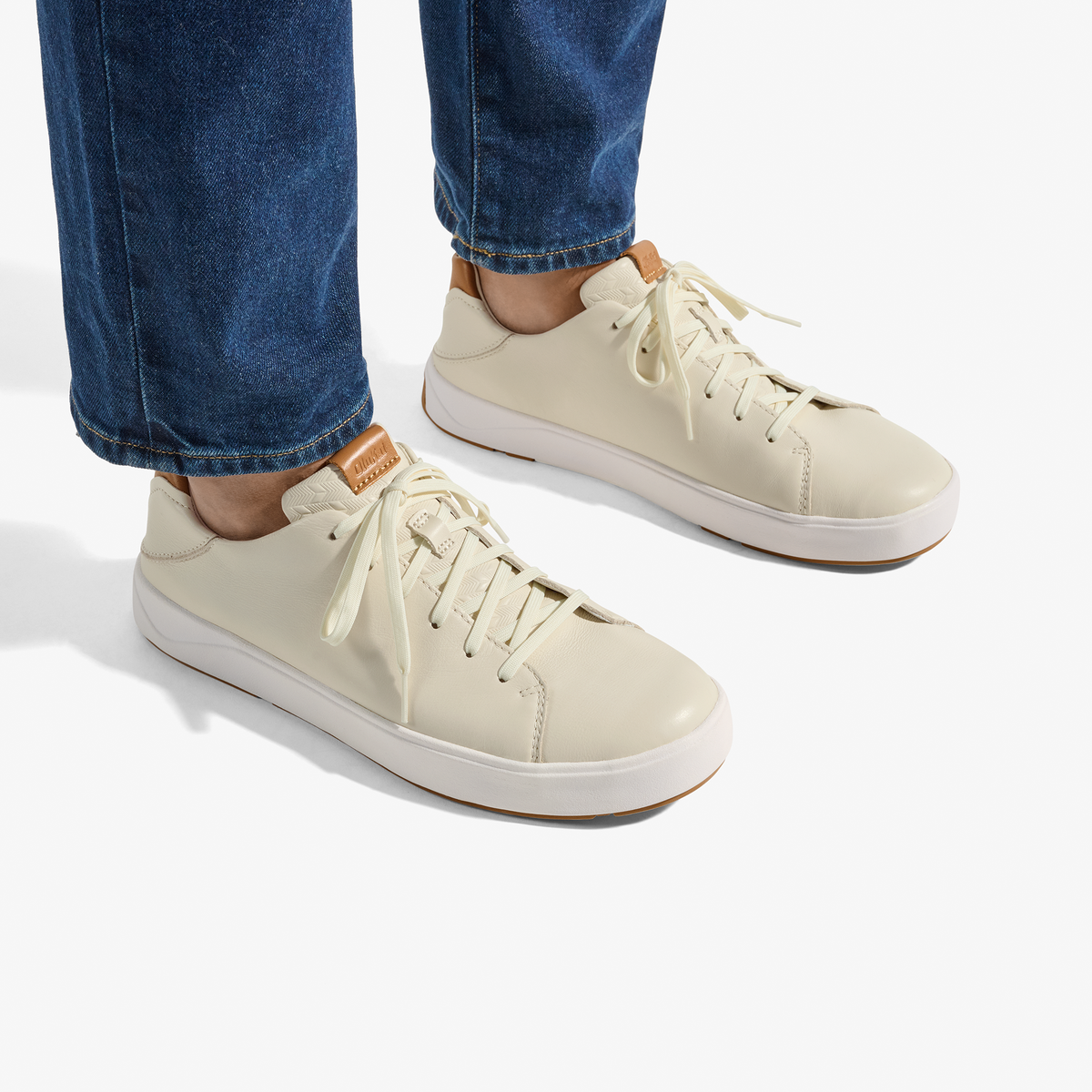 OluKai Special Offer | Lae‘ahi Lī ‘Ili Men's Leather Sneakers - Tapa