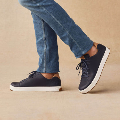OluKai New | Lae‘ahi Lī ‘Ili Men's Leather Sneakers - Trench Blue