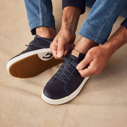 OluKai New | Lae‘ahi Lī ‘Ili Men's Leather Sneakers - Trench Blue