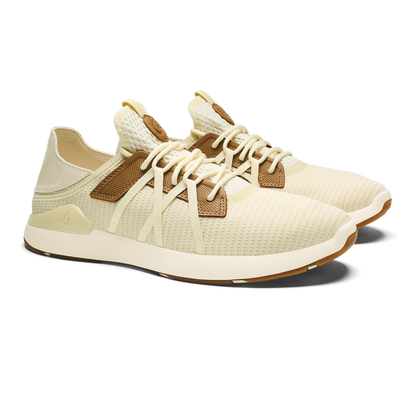 OluKai Featured | Mio Lī Men's Athletic Shoes - Dune