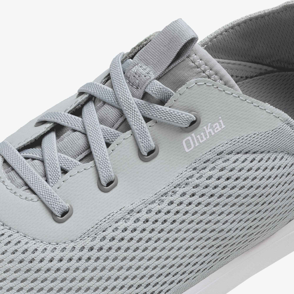 OluKai Deals | Moku Pae - Cloud Grey / Ash