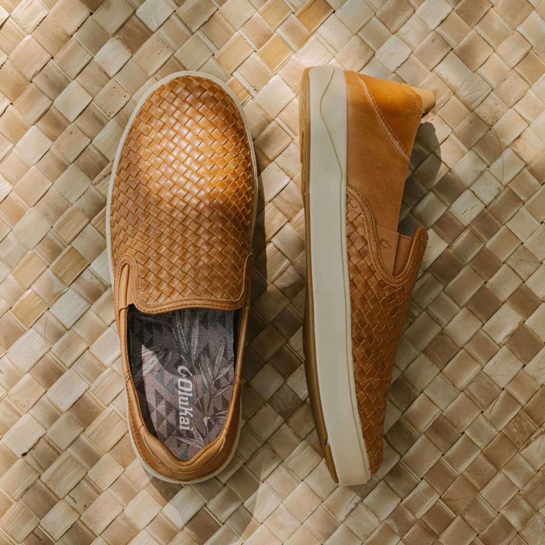 OluKai Best Price | Lae‘ahi Lauhala Men's Leather Slip-On Sneakers - Fox