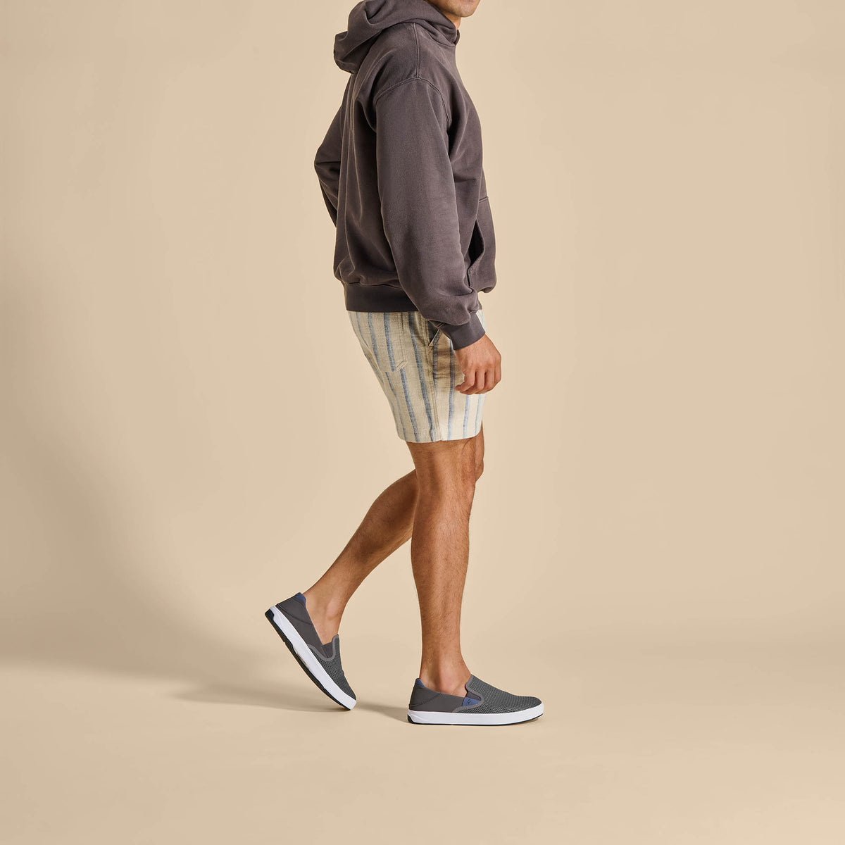OluKai Value | Lae‘ahi Men's Slip-On Sneakers - Pavement