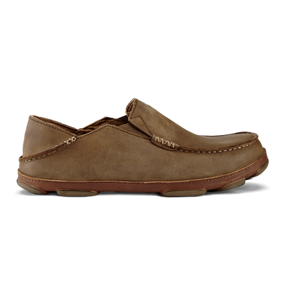 OluKai Exclusive | Moloā Men's Leather Slip On Shoes - Ray / Toffee
