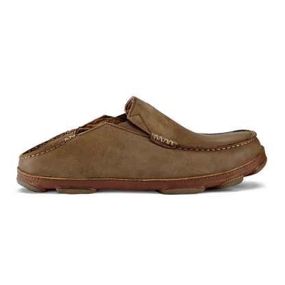 OluKai Exclusive | Moloā Men's Leather Slip On Shoes - Ray / Toffee