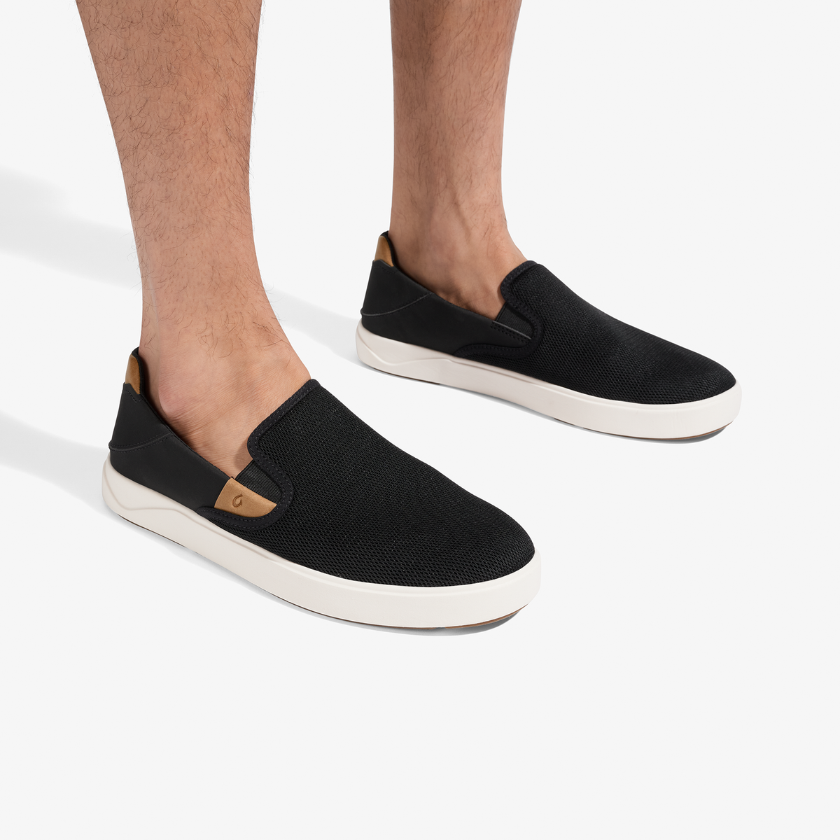 OluKai Deals | Lae'ahi Nui - Black / Tan