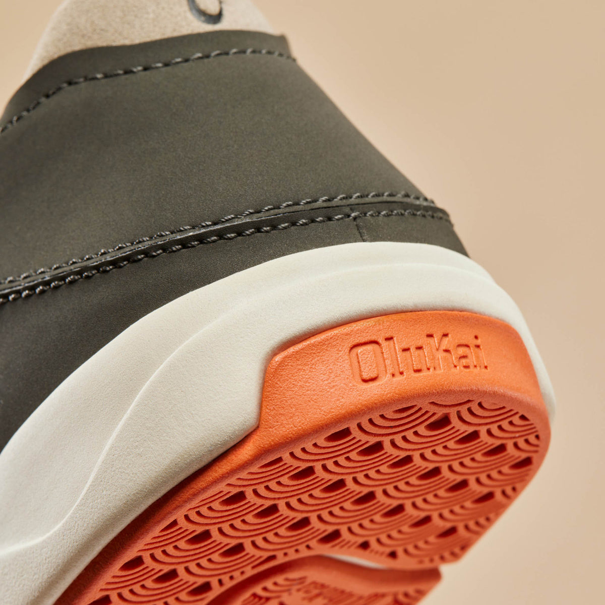 OluKai Special Offer | Lae‘ahi Men's Slip-On Sneakers - Kona