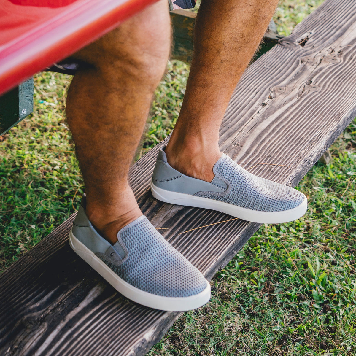 OluKai Smart Buy | Lae‘ahi Men's Slip-On Sneakers - Poi