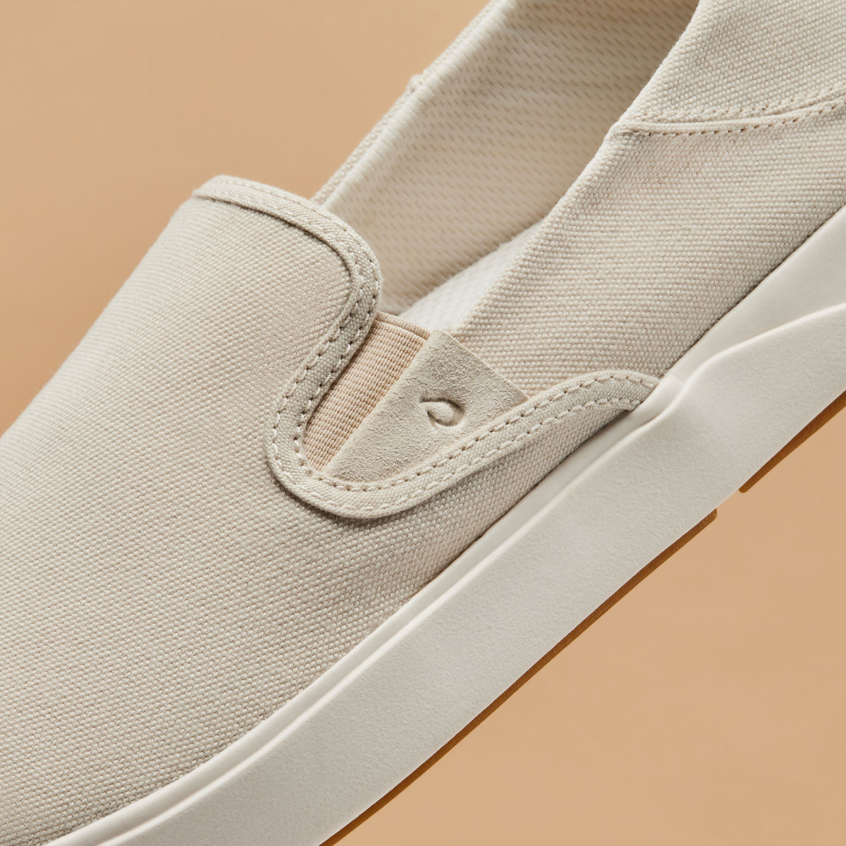 OluKai Recommended | Lae‘ahi Men's Slip-On Sneakers - Tapa / Canvas