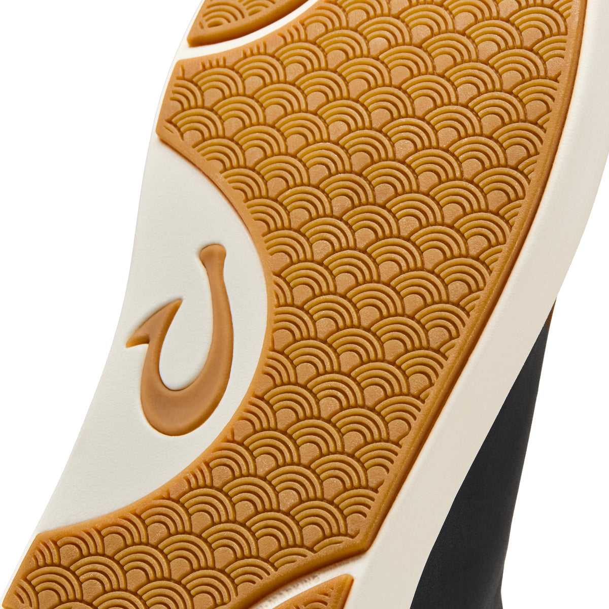 OluKai Best Seller | Lae'ahi Mid - Black / Black