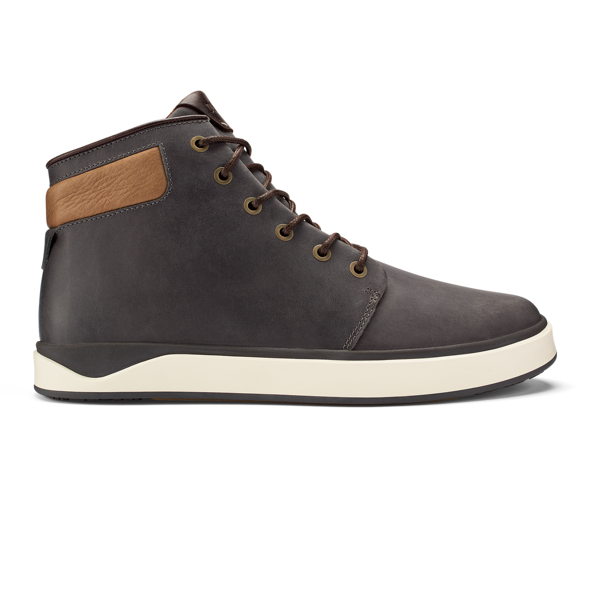 OluKai Deals | Kekaha Men’s Chukka Boots - Pavement / Off White