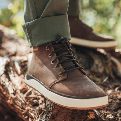 OluKai Best Seller | Kekaha Men’s Chukka Boots - Toffee / Off White