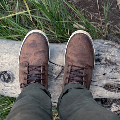 OluKai Best Seller | Kekaha Men’s Chukka Boots - Toffee / Off White