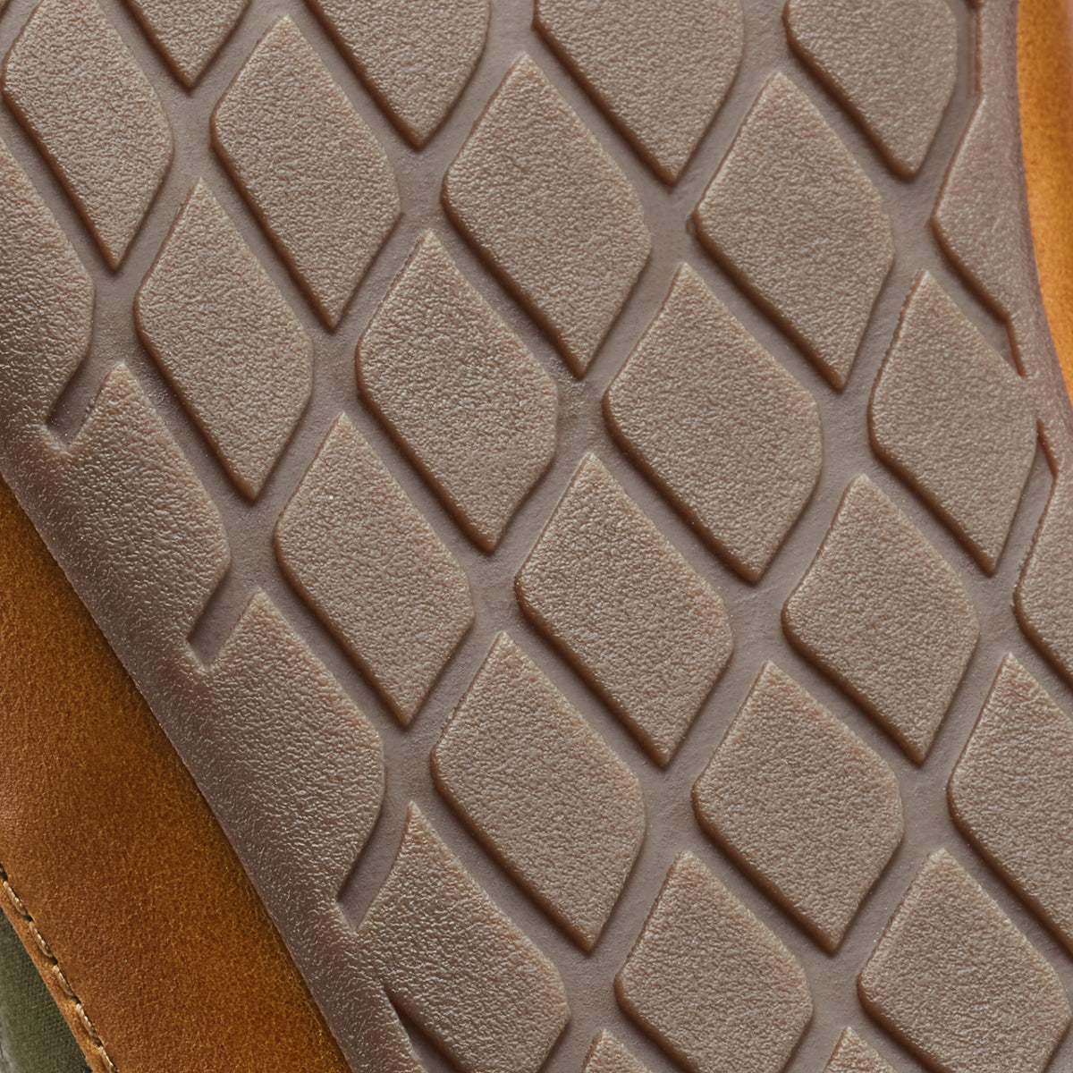 OluKai Hot Sale | Hanohano Men’s Waxed Canvas Slippers - Husk