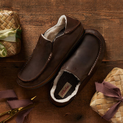 OluKai Featured | Moloā Men's Nubuck Leather Slippers - Dark Wood