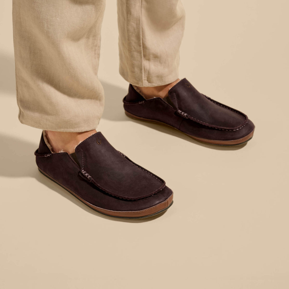 OluKai Featured | Moloā Men's Nubuck Leather Slippers - Dark Wood