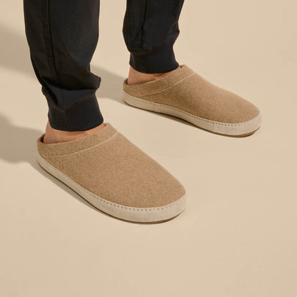 OluKai Everyday | Hāmani Hulu Men’s Wool Mule Slippers - Oatmeal