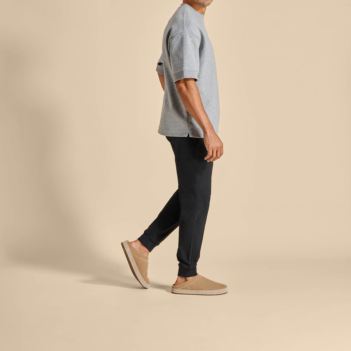 OluKai Everyday | Hāmani Hulu Men’s Wool Mule Slippers - Oatmeal