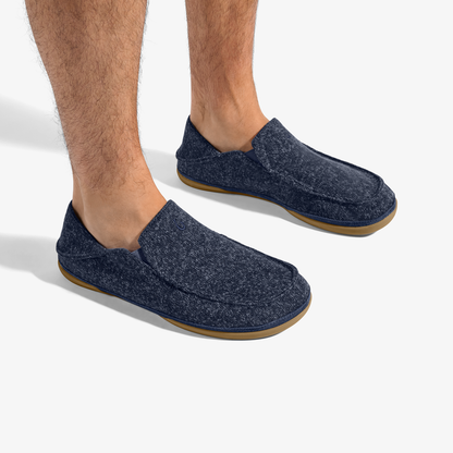 OluKai Recommended | Moloā Hulu Men’s Wool Slippers - Trench Blue