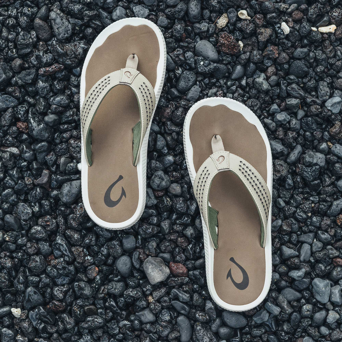 OluKai New | Ulele Men's Water-Ready Beach Sandals - Clay / Mustang