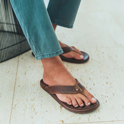 OluKai Everyday | Mekila Men's Full-Grain Leather Beach Sandals - Natural
