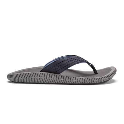 OluKai Sale | Ulele Men's Beach Sandals - Blue Depth / Charcoal