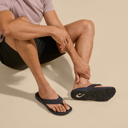 OluKai New | ‘Ohana Men's Best Selling Beach Sandals - Black