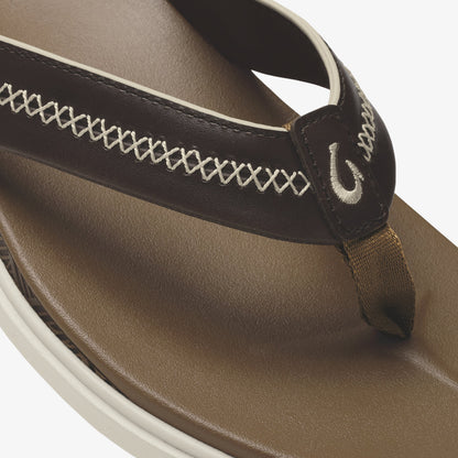 OluKai Customer Favorite | Shoreline - Toffee / Toffee