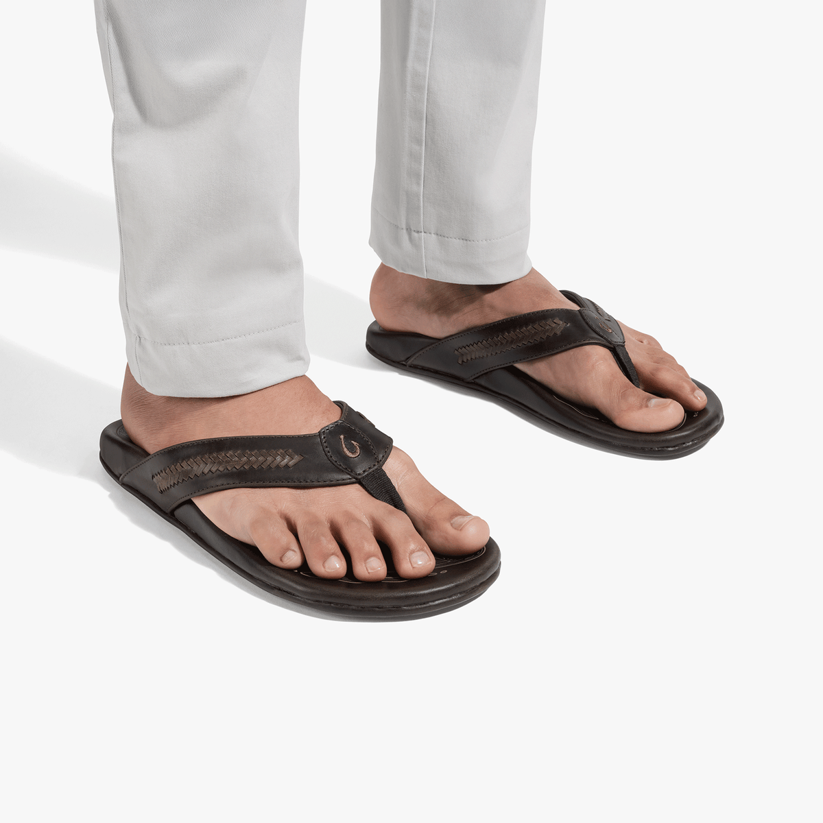 OluKai Recommended | Mea Ola Mano - Dk Java / Mustang