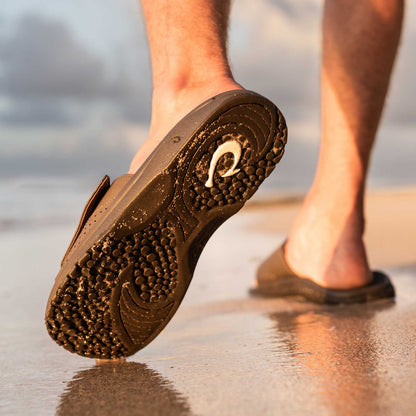 OluKai Latest | Nalu Slide Men's Beach Slide Sandals - Dark Java
