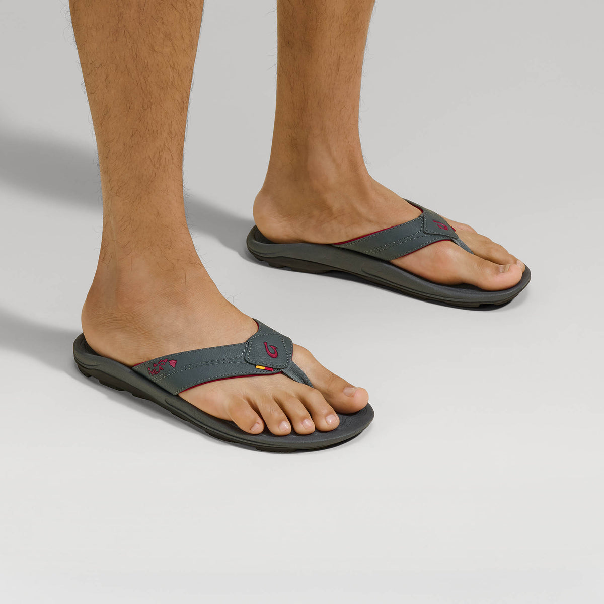 OluKai Hot Sale | Kīpī Men’s Comfortable Beach Sandals - Dark Shadow