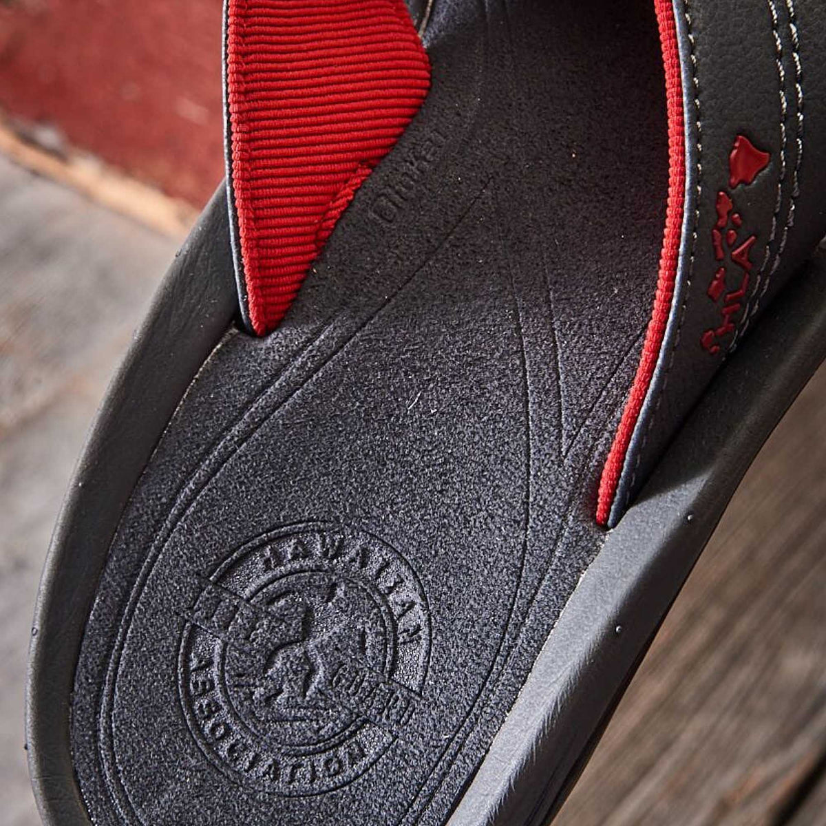OluKai Hot Sale | Kīpī Men’s Comfortable Beach Sandals - Dark Shadow
