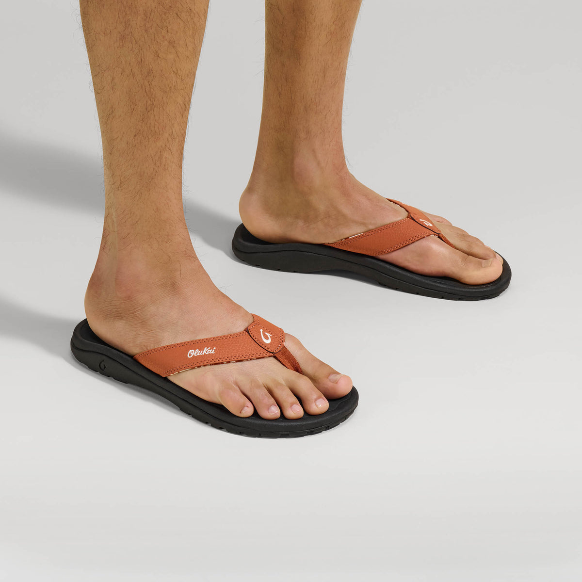 OluKai Top Pick | ‘Ohana Men's Best Selling Beach Sandals - Dirt / Lava Rock
