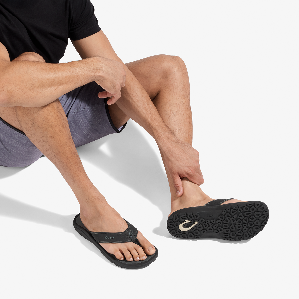 OluKai Featured | OluKai ‘Ohana - Black / Dark Shadow | Men's Beach Sandals