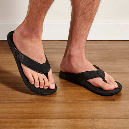 OluKai Sale | Tuahine Men's Waterproof Leather Beach Sandals - Black