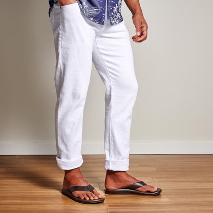 OluKai Classic | ‘Ilikai Men‘s Leather Beach Sandals - Dark Wood