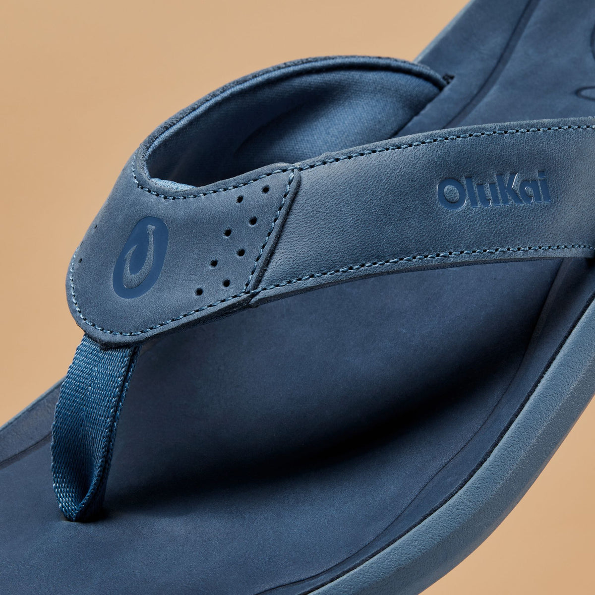 OluKai Exclusive | Pili Men’s Waterproof Leather Sandals - Blue Fog / Coastal Blue