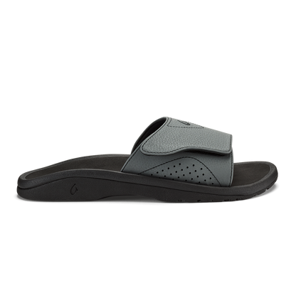 OluKai Everyday | Nalu Slide - Rock / Black