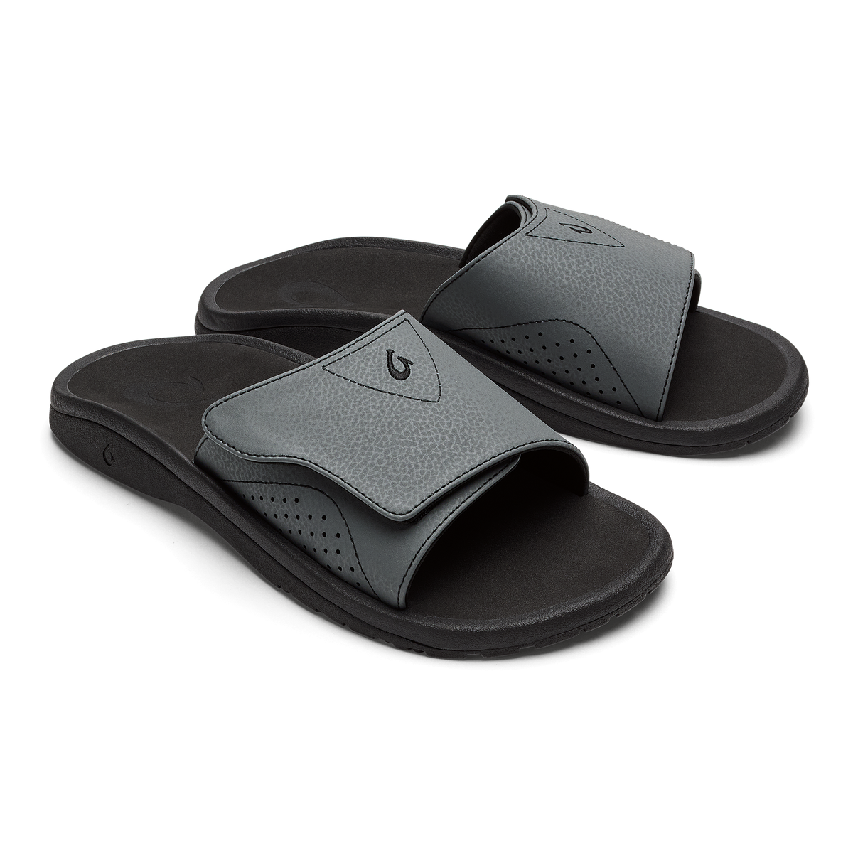 OluKai Everyday | Nalu Slide - Rock / Black