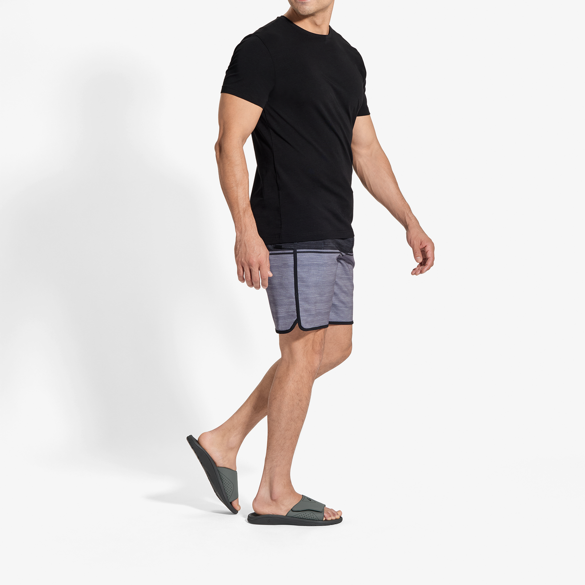 OluKai Everyday | Nalu Slide - Rock / Black
