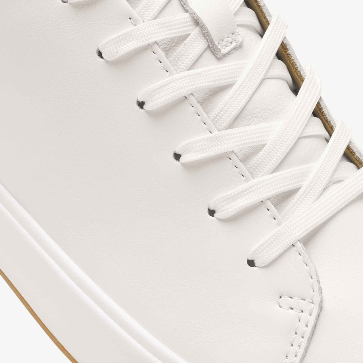 OluKai Popular | Wai‘alae - White / Tan