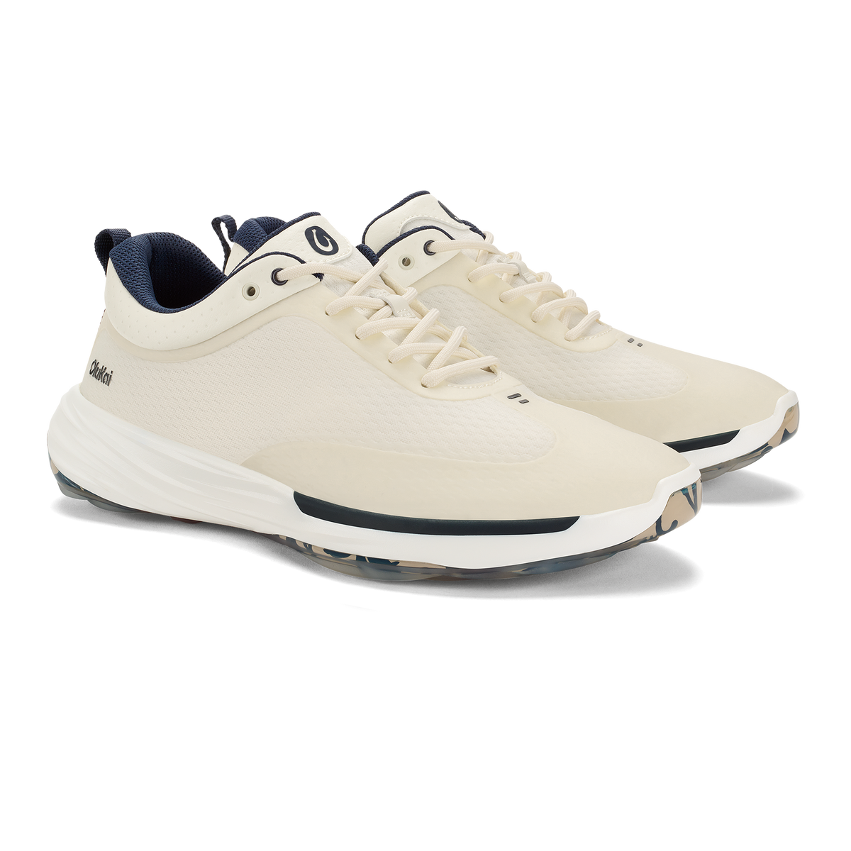 OluKai Sale | Mākena Men’s Waterproof Golf Shoes - White Sand
