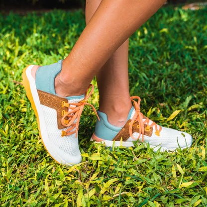 OluKai Trending | Wailuku Women’s Athletic Shoes - Bright White / Sea Ice