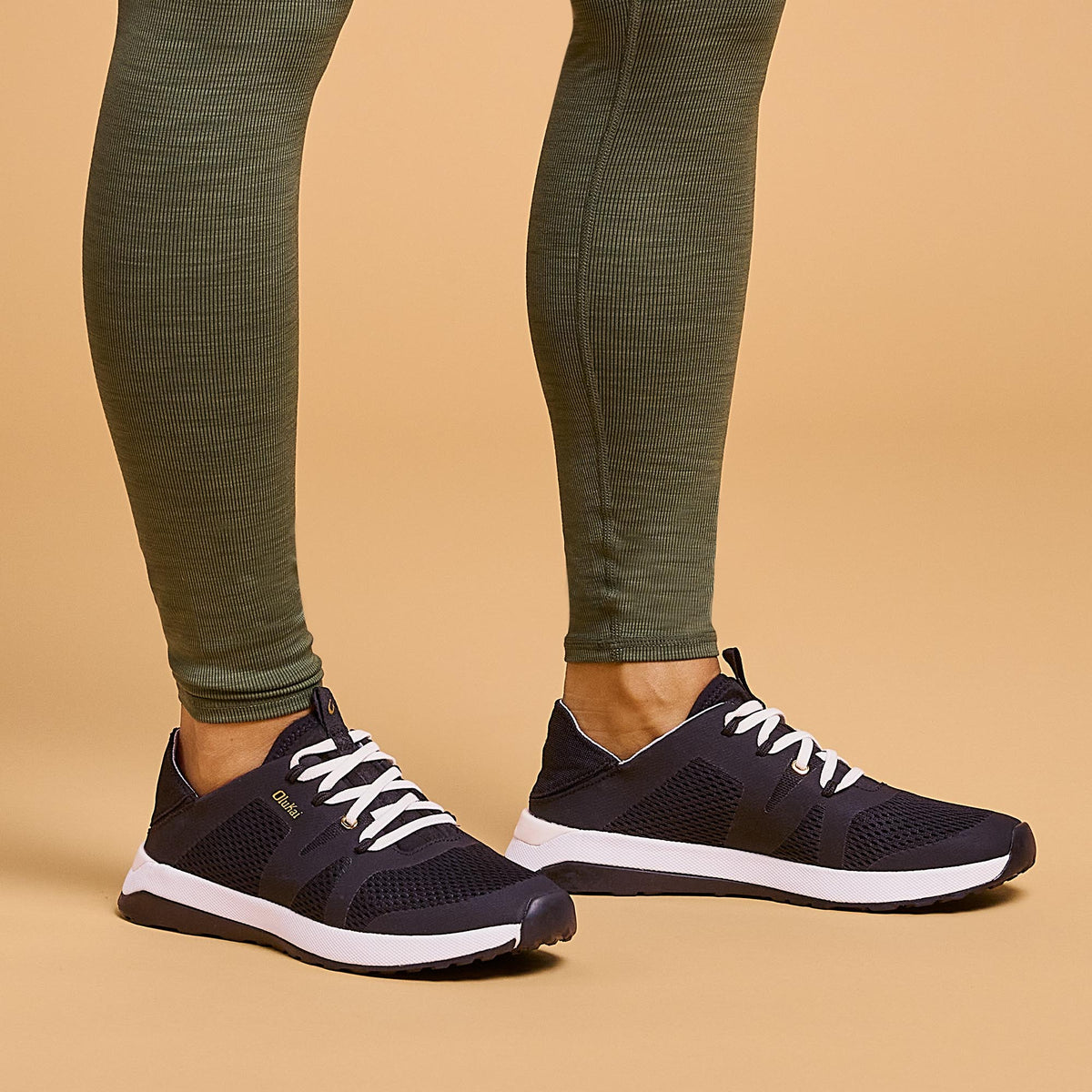 OluKai Exclusive | Huia Women’s Athleisure Shoes - Black